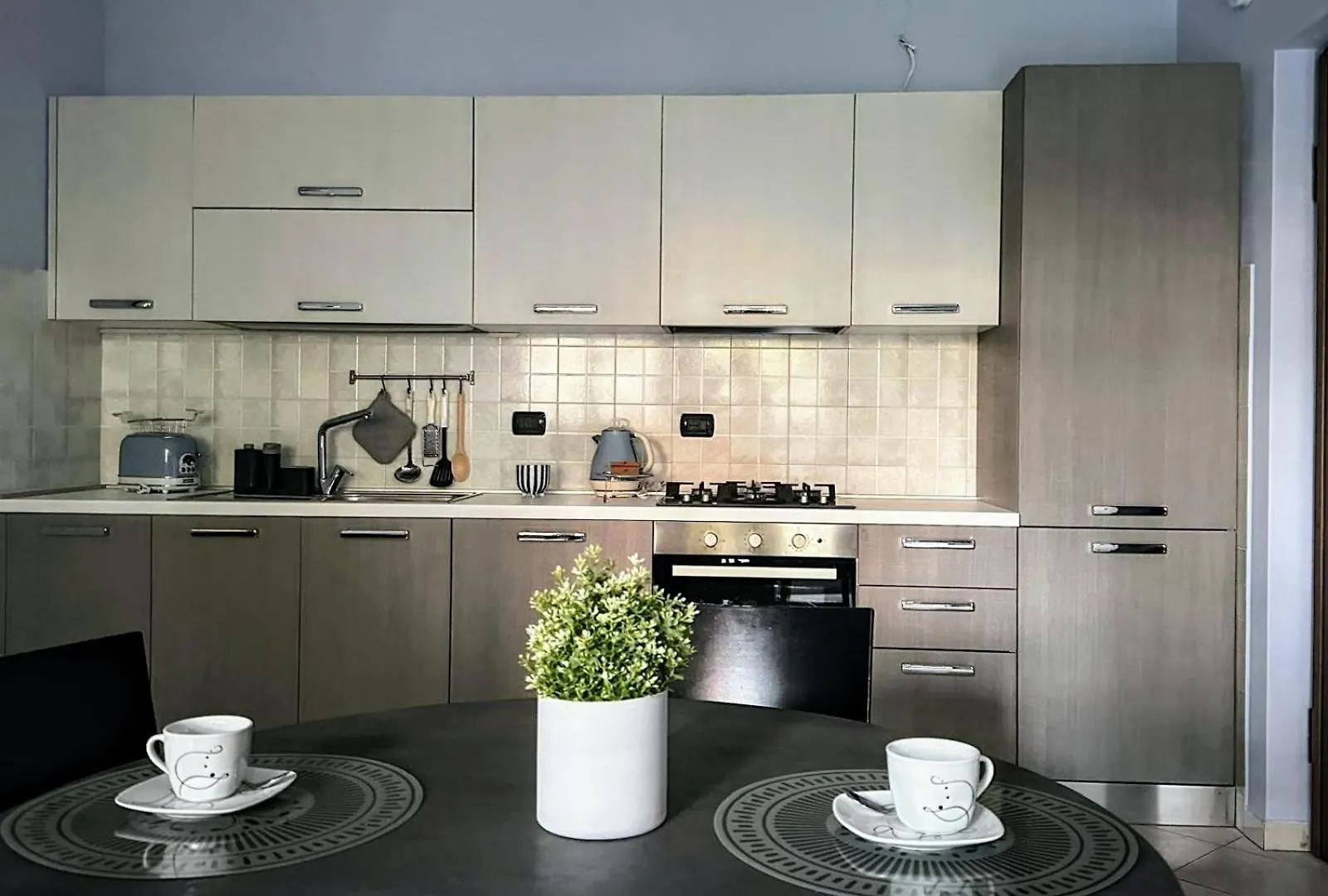 Appartamento Con Terrazzo Milano 0*,  Italia